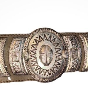 Accenti Inc  Vintage Made in Italy Leather Silver and Tan Western Belt 32”